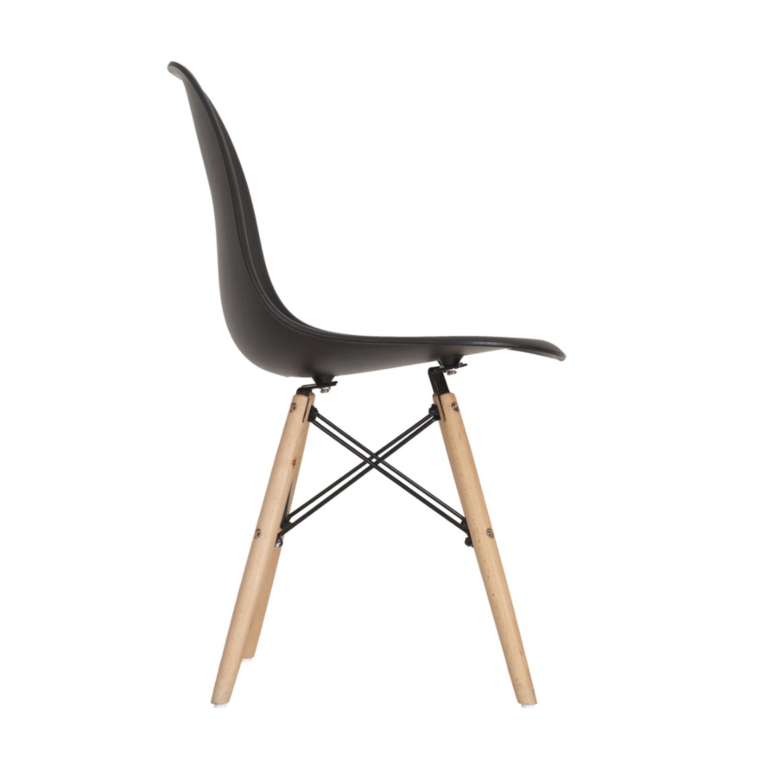 Cadeira Garden Life Eames Assento Em Polipropileno Com P s De Madeira cadeira-garden-life-eames-assento-em-polipropileno-com-p-s-de-madeira